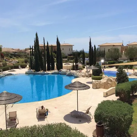 Theseus Village - 2 Bed With Pool View, Aphrodite Hills クークリア
