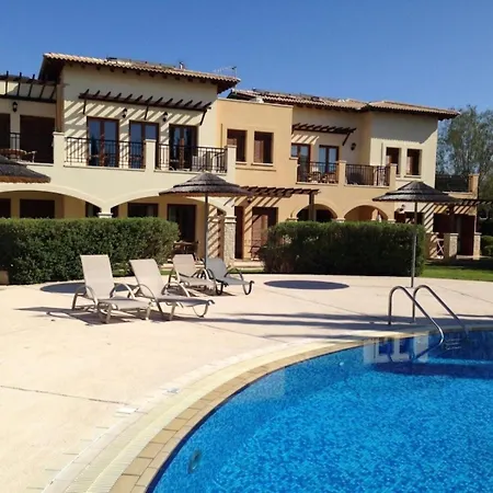 Theseus Village - 2 Bed With Pool View, Aphrodite Hills