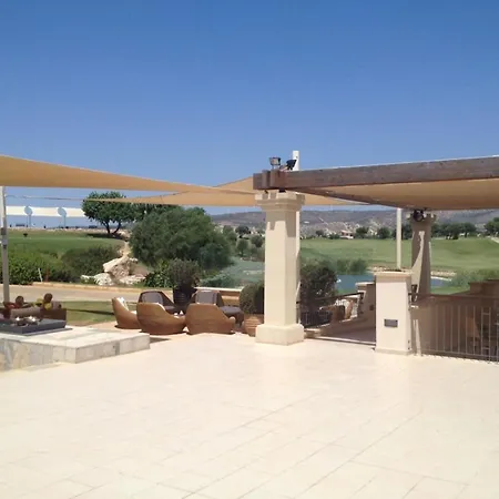 Theseus Village - 2 Bed With Pool View, Aphrodite Hills דירה קוקליה