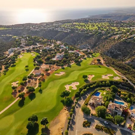 Theseus Village - 2 Bed With Pool View, Aphrodite Hills Daire