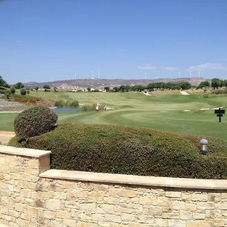 Theseus Village - 2 Bed With Pool View, Aphrodite Hills