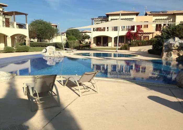 Theseus Village - 2 Bed With Pool View, Aphrodite Hills