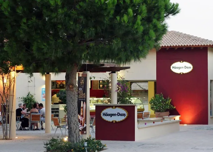 Theseus Village - 2 Bed With Pool View, Aphrodite Hills