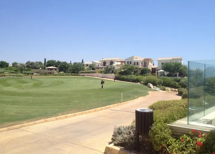 Theseus Village - 2 Bed With Pool View, Aphrodite Hills Lägenhet Kouklia