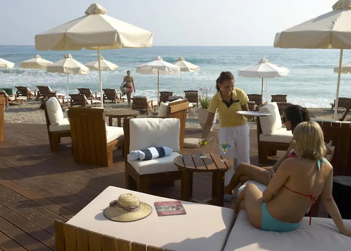 Lägenhet Theseus Village - 2 Bed With Pool View, Aphrodite Hills Kouklia